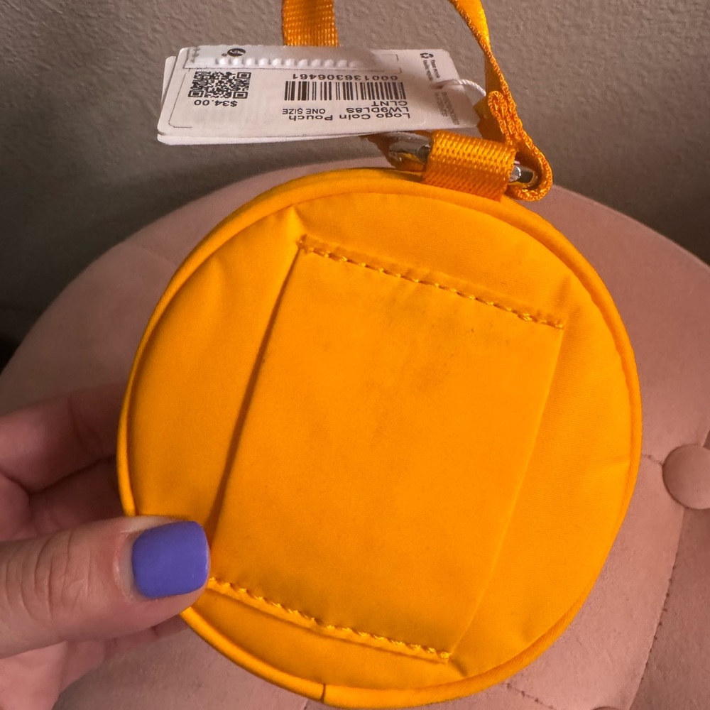 NWT Lululemon Coin Pouch - Picture 4 of 5